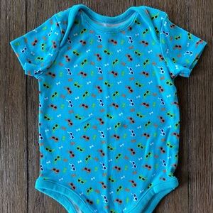 4/$10 Members Mark Baby boy onesie bodysuit